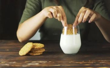 买饼干教案参考7篇