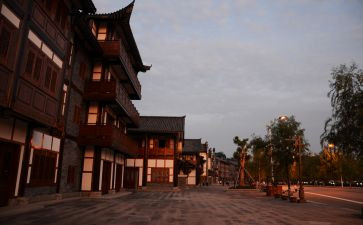 写古城的作文模板8篇