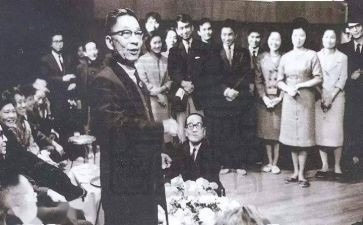 老舍散文《忙》读后感优秀8篇