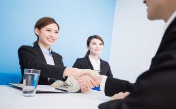 个人面试自我介绍范文模板8篇