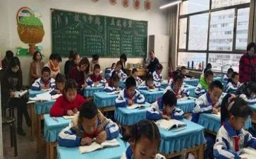 高中语文课演讲稿7篇